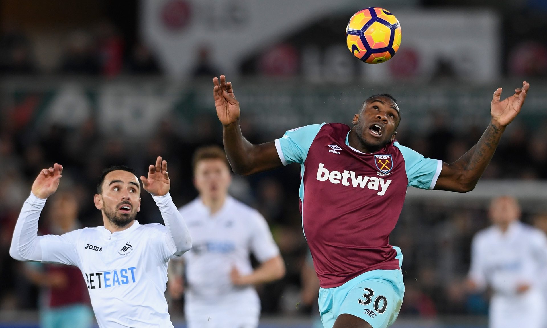 并且在场上 并且在场上