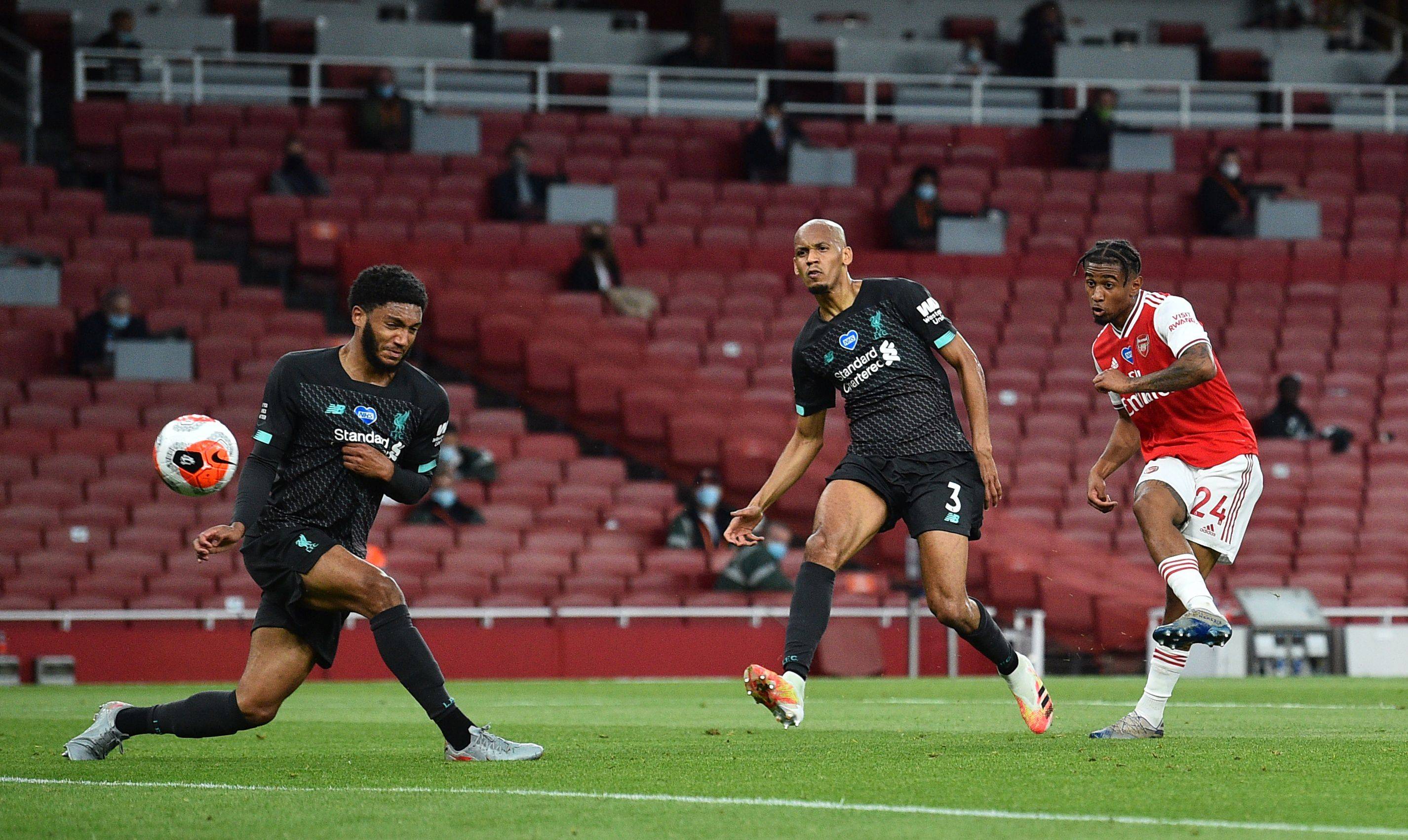 和布朗尼放 和布朗尼放